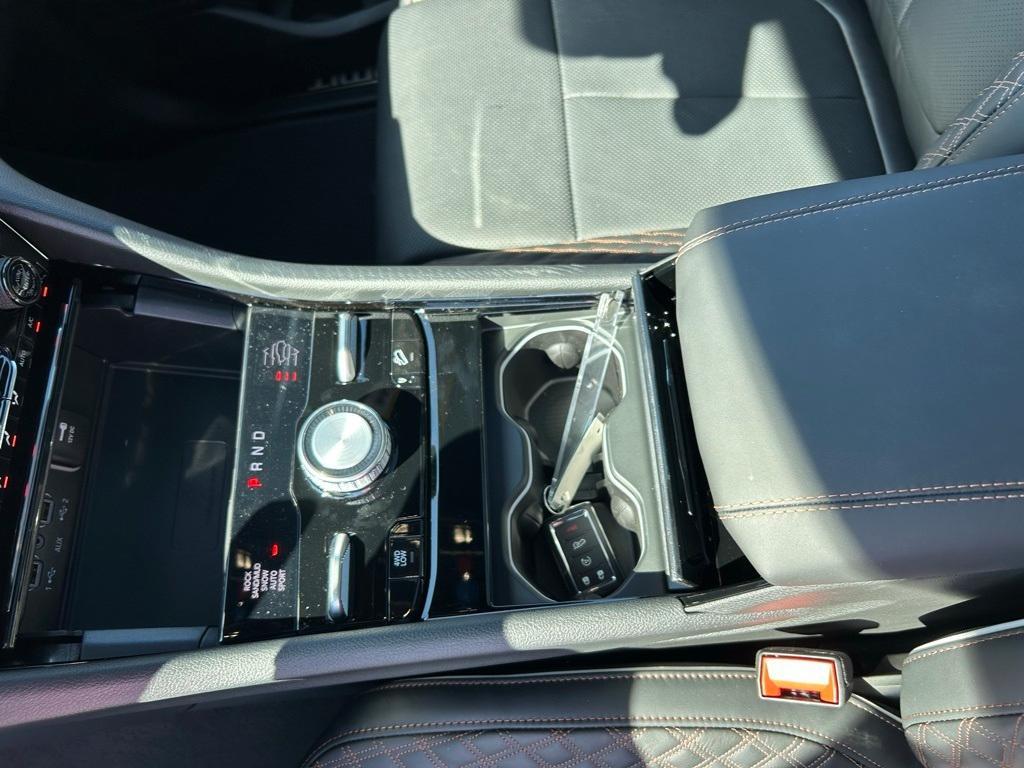 new 2025 Jeep Grand Cherokee L car, priced at $61,463