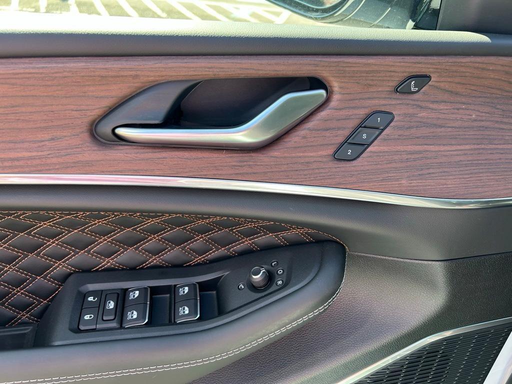new 2025 Jeep Grand Cherokee L car, priced at $61,463