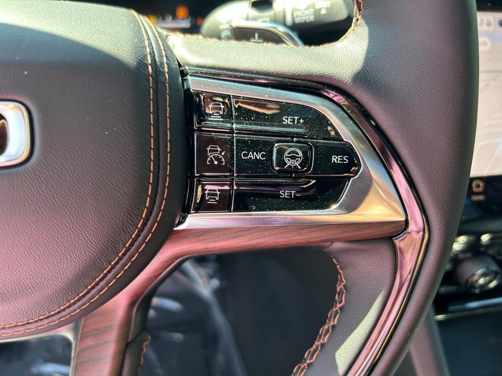 new 2025 Jeep Grand Cherokee L car, priced at $61,463