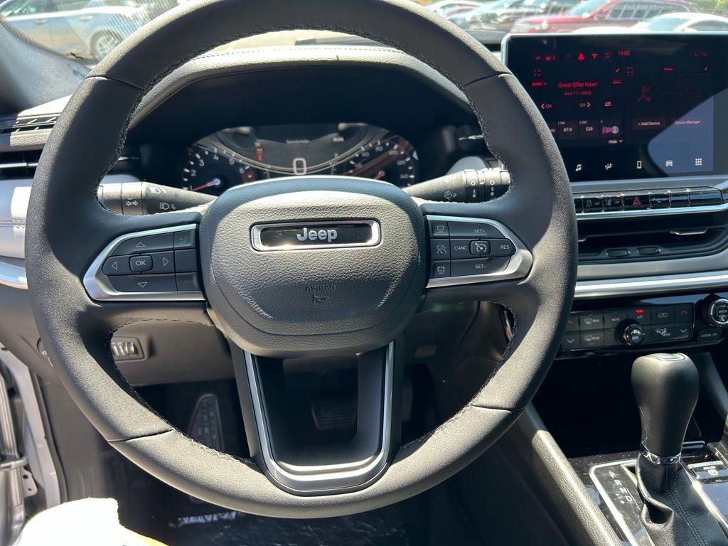 new 2025 Jeep Compass car, priced at $31,992