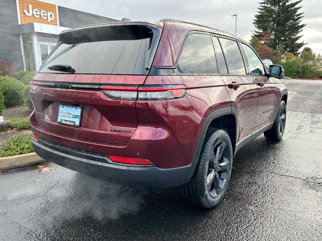 new 2025 Jeep Grand Cherokee car, priced at $49,285