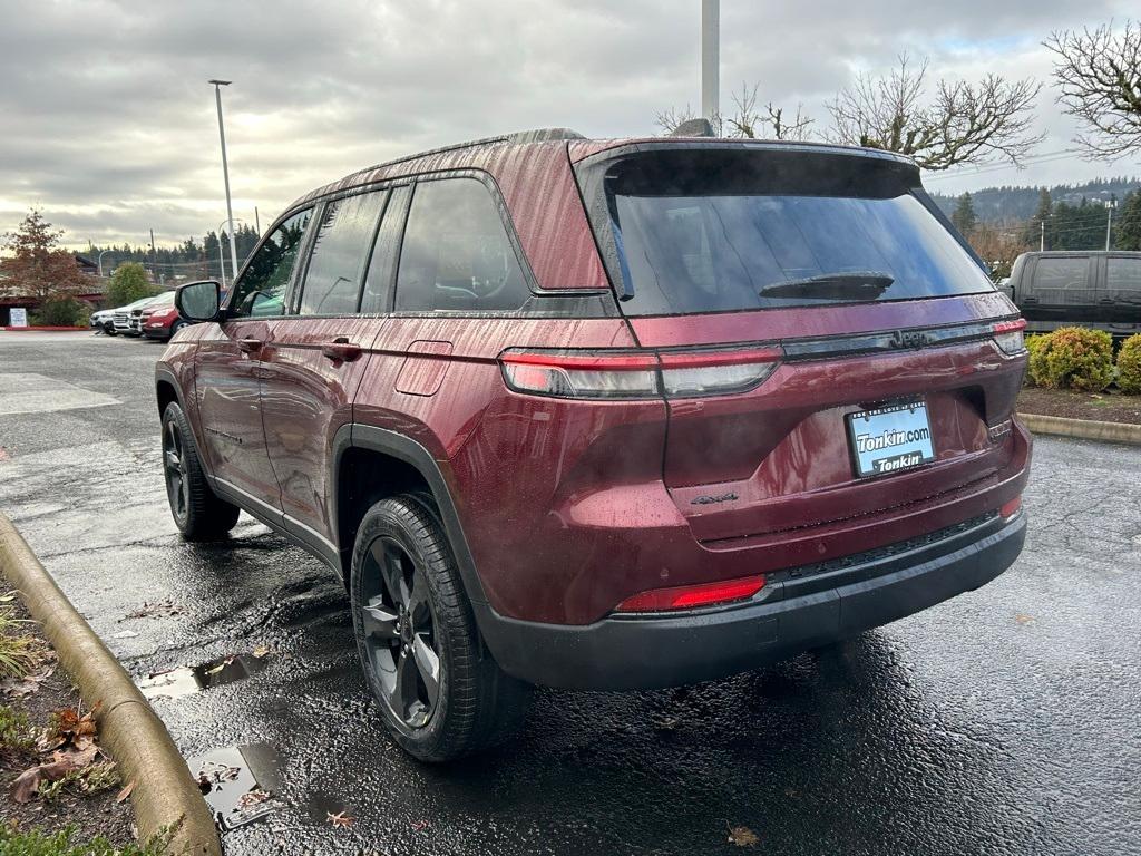 new 2025 Jeep Grand Cherokee car, priced at $49,285