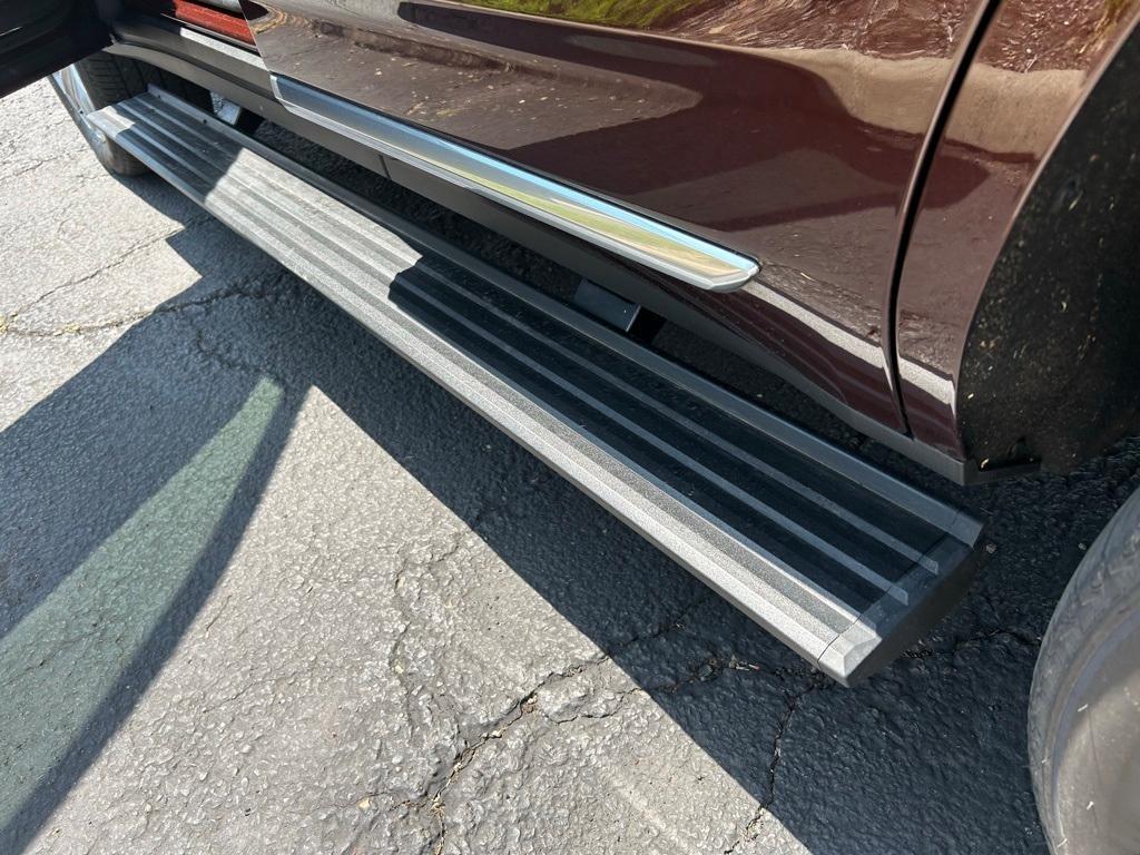 used 2022 GMC Yukon car
