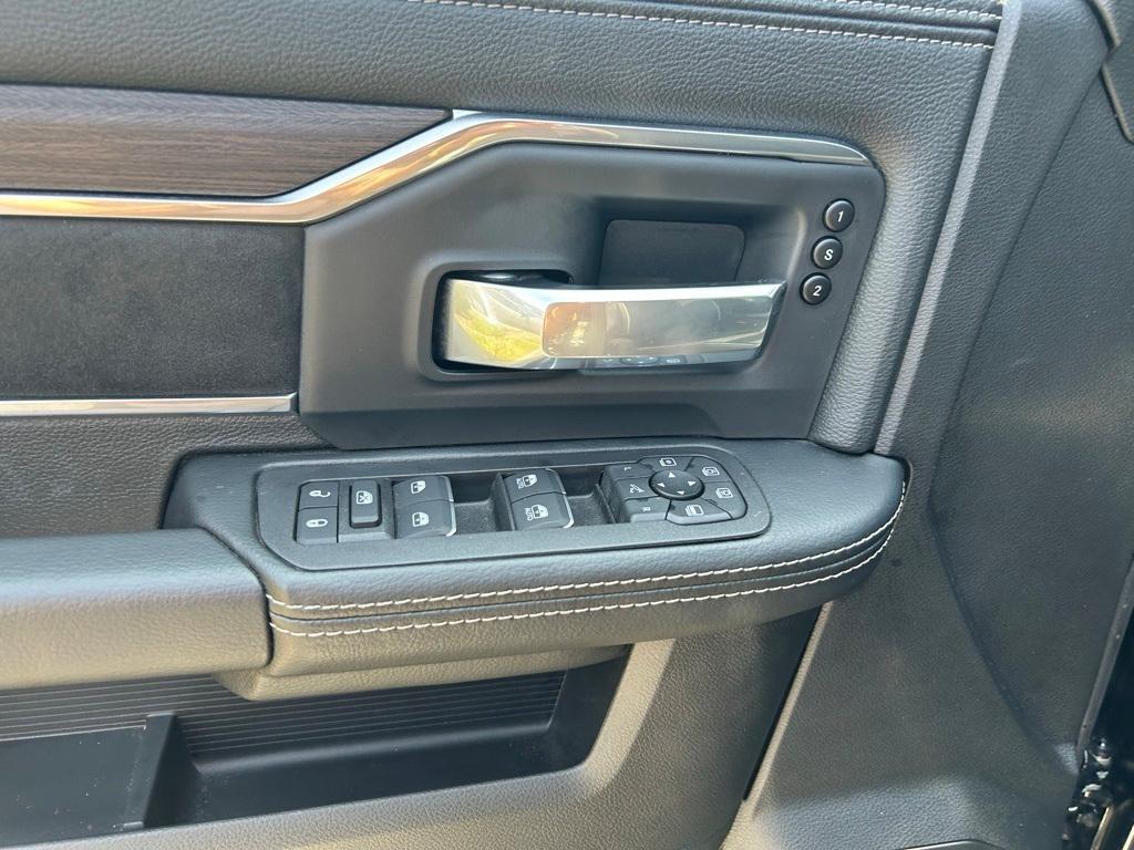 new 2025 Ram 2500 car, priced at $76,992