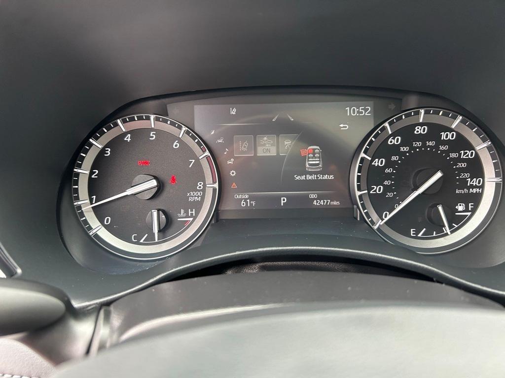 used 2021 Toyota Highlander car, priced at $37,990