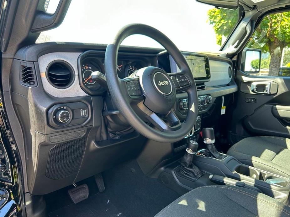 new 2024 Jeep Gladiator car, priced at $37,992