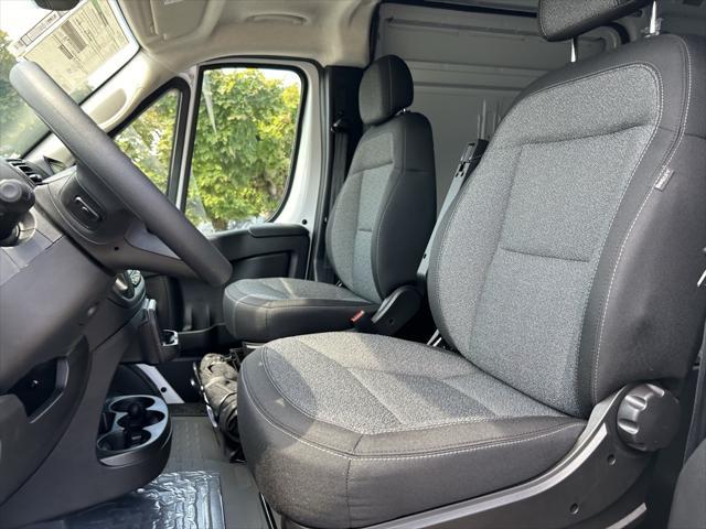 new 2024 Ram ProMaster 2500 car, priced at $42,999