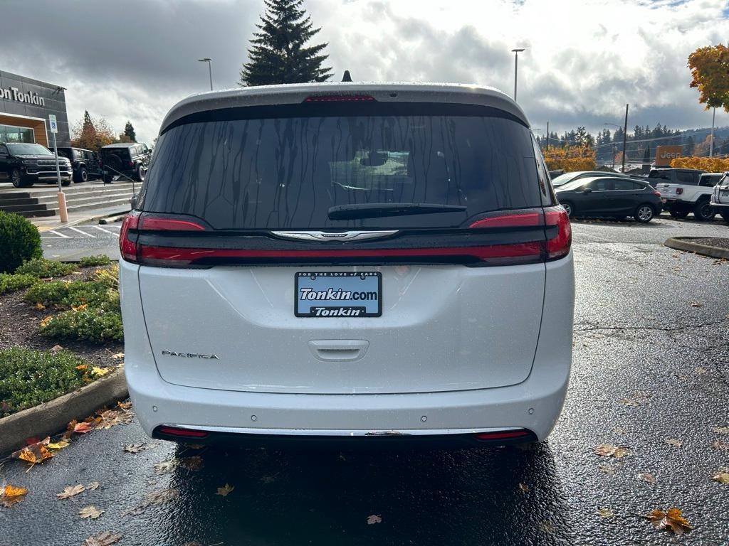 new 2025 Chrysler Pacifica car, priced at $42,145