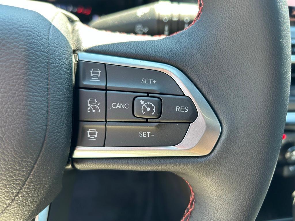 new 2025 Jeep Compass car, priced at $34,992