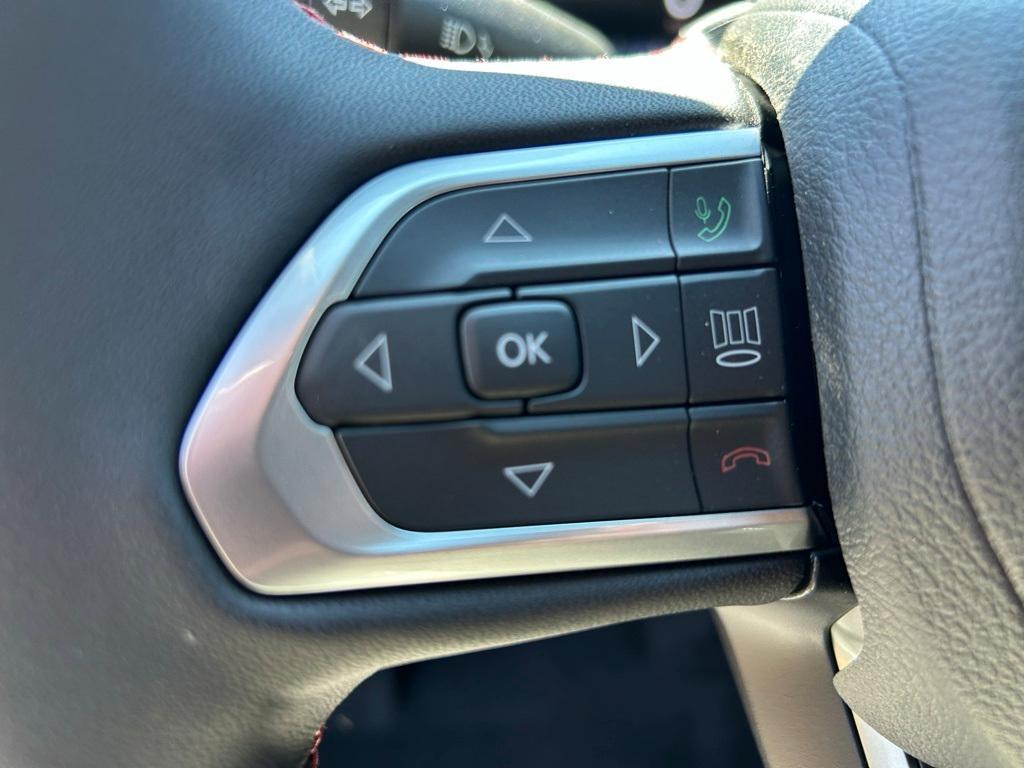 new 2025 Jeep Compass car, priced at $34,992