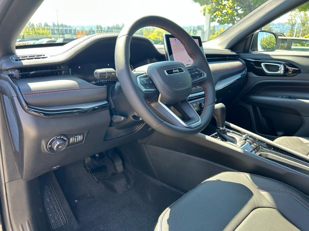 new 2025 Jeep Compass car, priced at $34,992