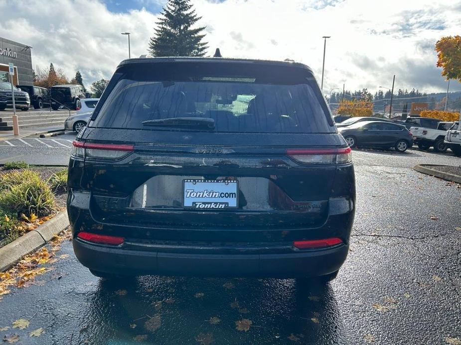 new 2025 Jeep Grand Cherokee car, priced at $47,750