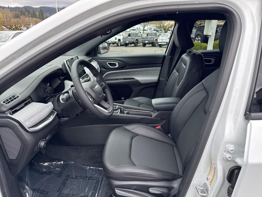 new 2025 Jeep Compass car, priced at $26,015
