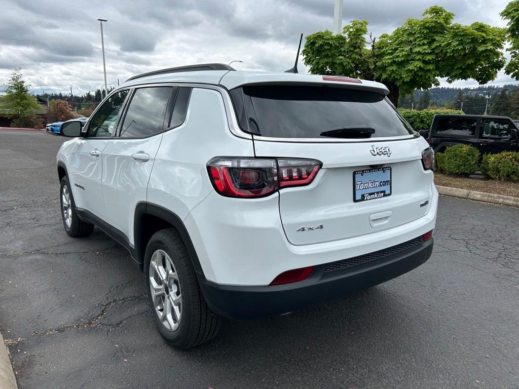 new 2025 Jeep Compass car, priced at $26,992