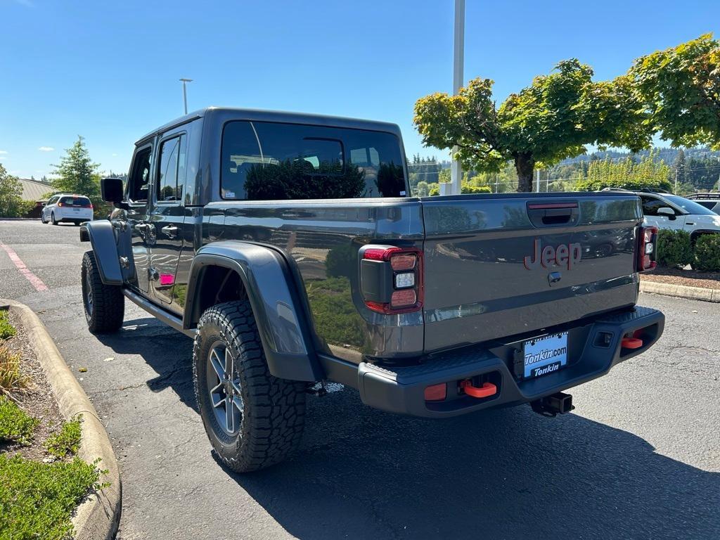 new 2025 Jeep Gladiator car, priced at $46,375