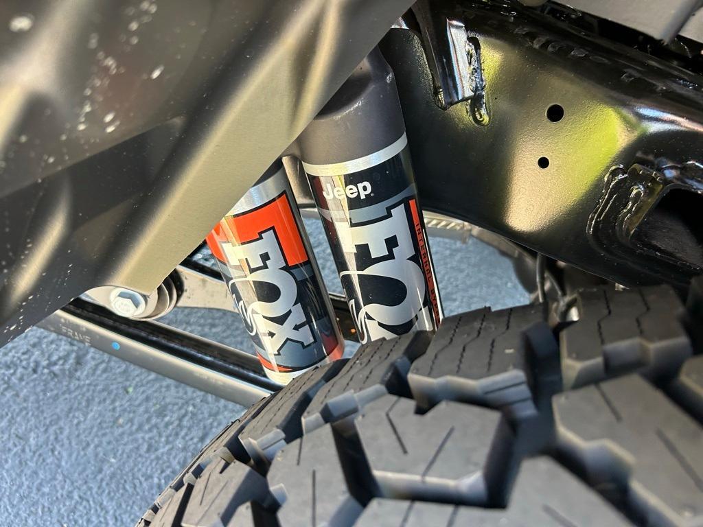 new 2025 Jeep Gladiator car, priced at $46,375