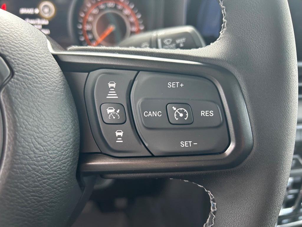 new 2025 Jeep Gladiator car, priced at $49,346
