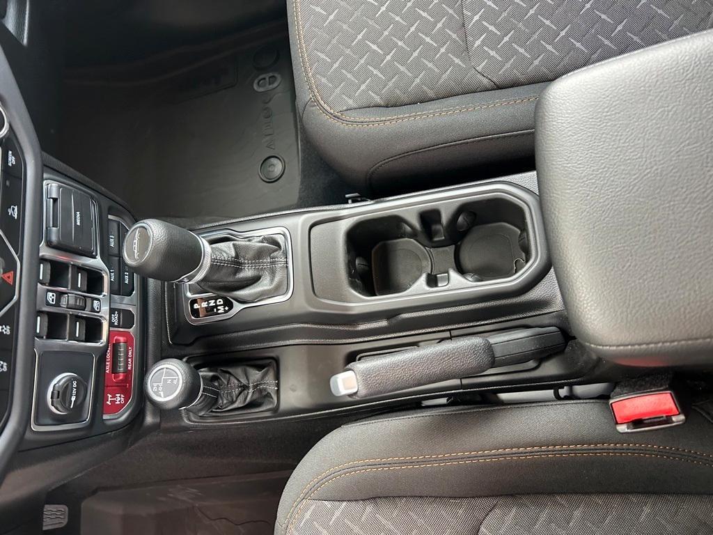 new 2025 Jeep Gladiator car, priced at $49,346