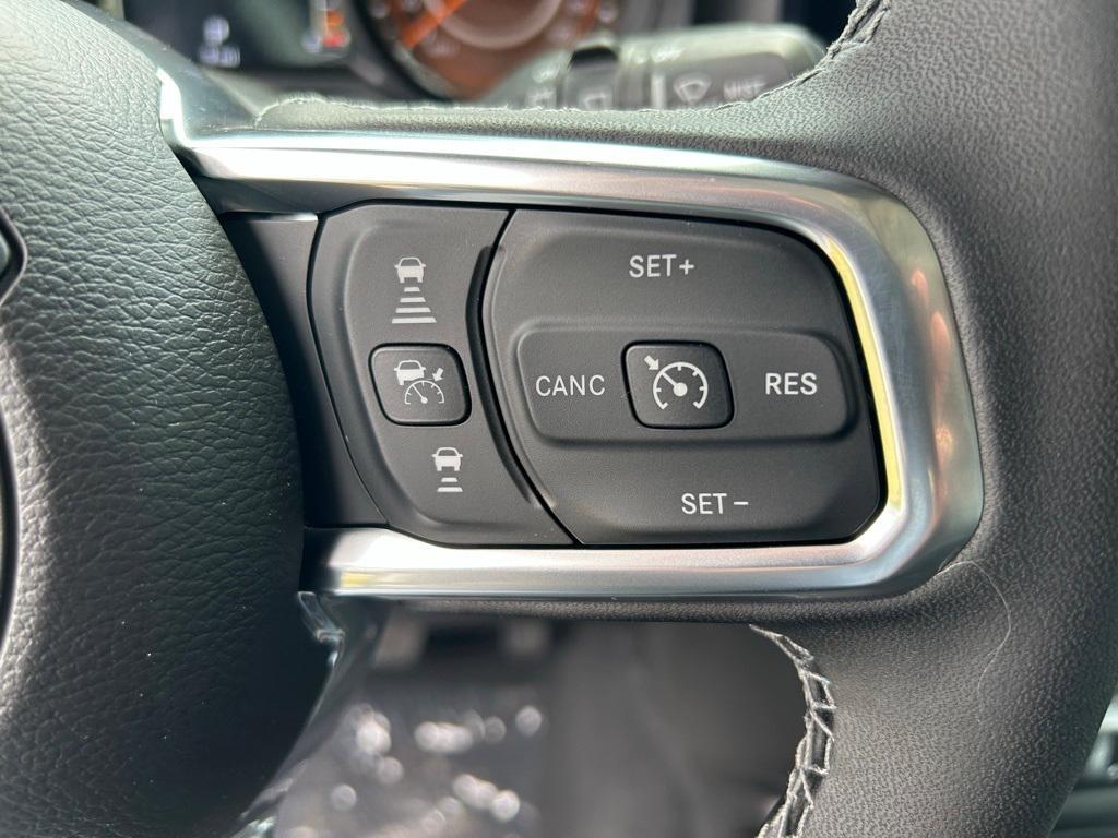 new 2025 Jeep Wrangler car, priced at $55,422