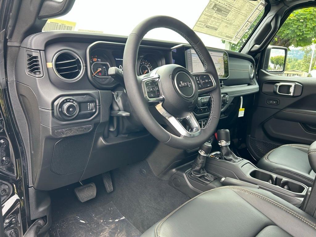 new 2025 Jeep Wrangler car, priced at $55,422