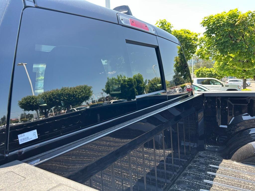 new 2025 Ram 1500 car, priced at $61,021