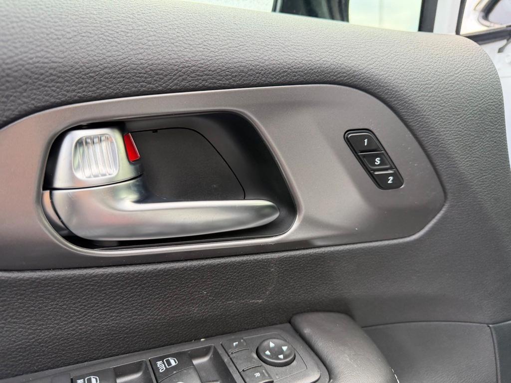 new 2026 Chrysler Pacifica car, priced at $37,992