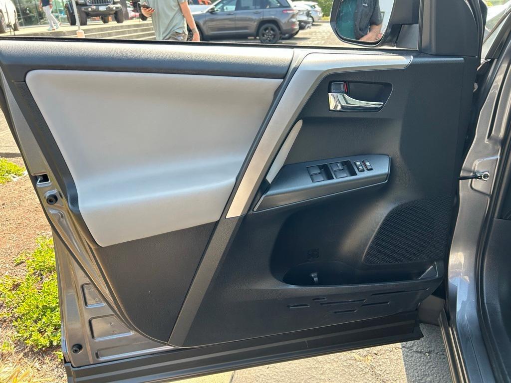 used 2018 Toyota RAV4 Hybrid car, priced at $25,880