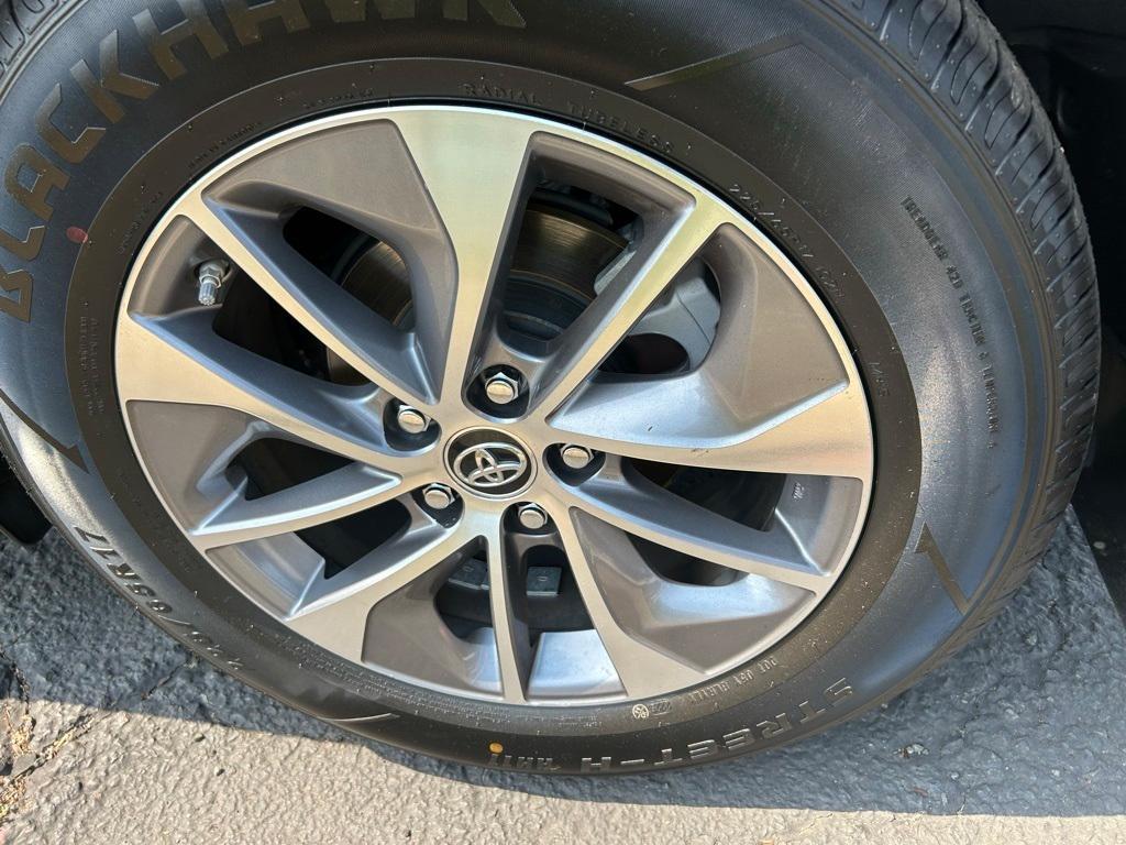 used 2018 Toyota RAV4 Hybrid car, priced at $25,880