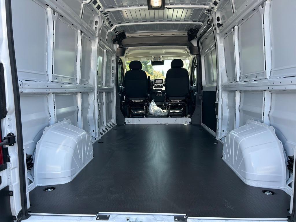 new 2025 Ram ProMaster 2500 car, priced at $50,457