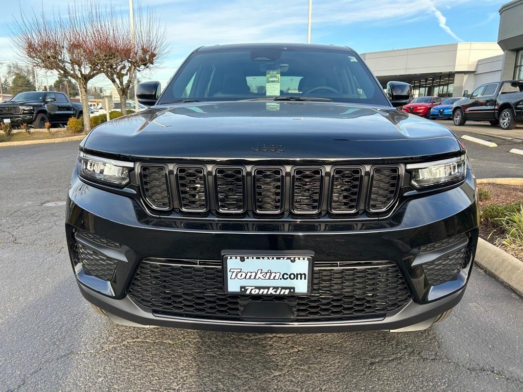 new 2025 Jeep Grand Cherokee car, priced at $41,308