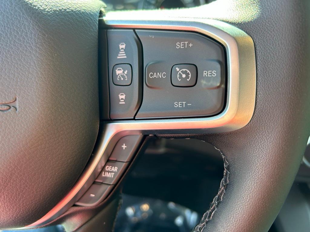 new 2025 Ram 1500 car, priced at $52,378