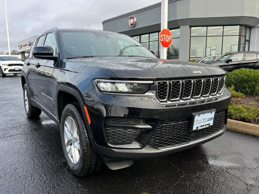 new 2025 Jeep Grand Cherokee car, priced at $34,492