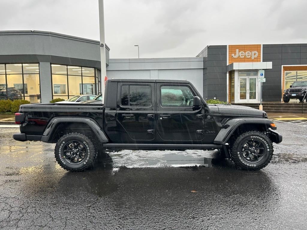 new 2025 Jeep Gladiator car, priced at $49,980