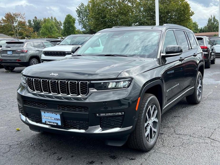 new 2023 Jeep Grand Cherokee L car, priced at $49,900