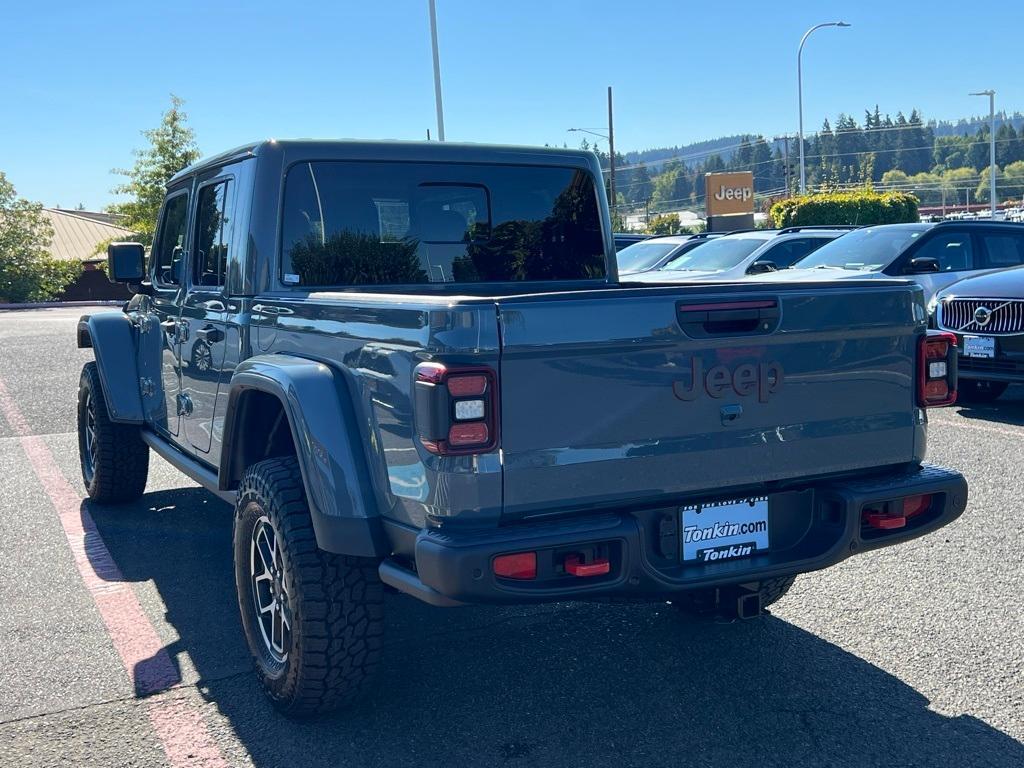 new 2025 Jeep Gladiator car, priced at $53,415