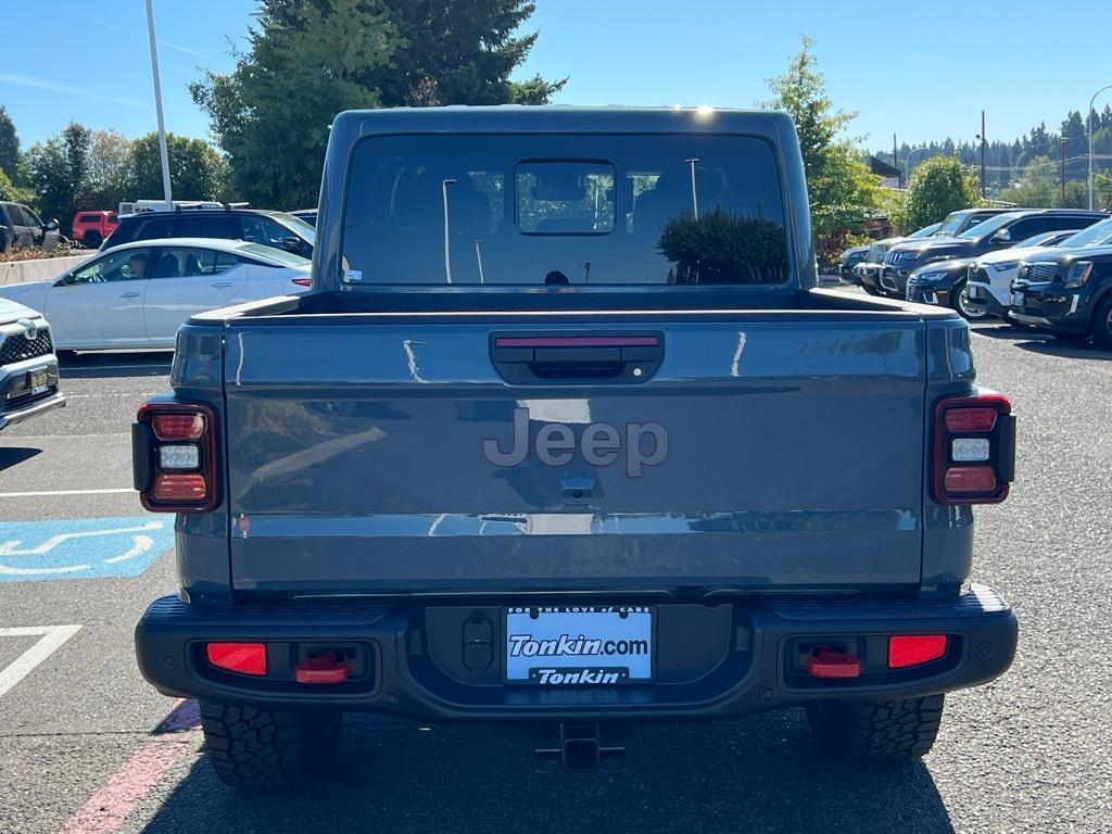 new 2025 Jeep Gladiator car, priced at $53,415