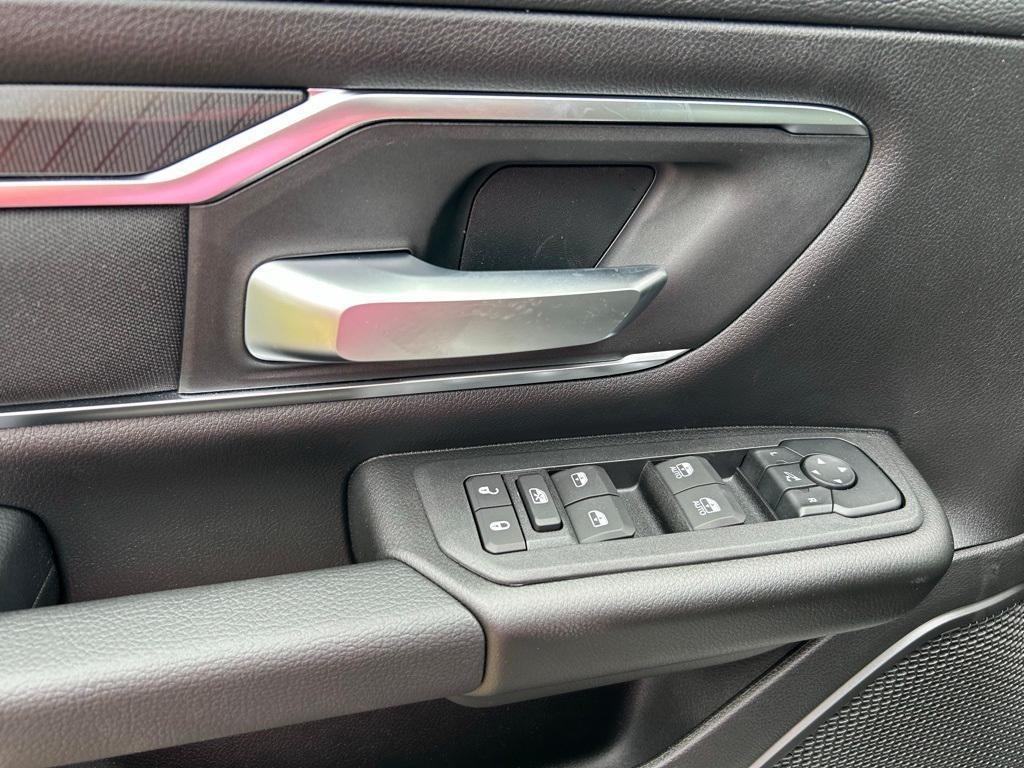 new 2025 Ram 1500 car, priced at $46,737