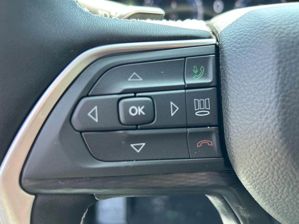 new 2025 Jeep Grand Cherokee L car, priced at $42,386