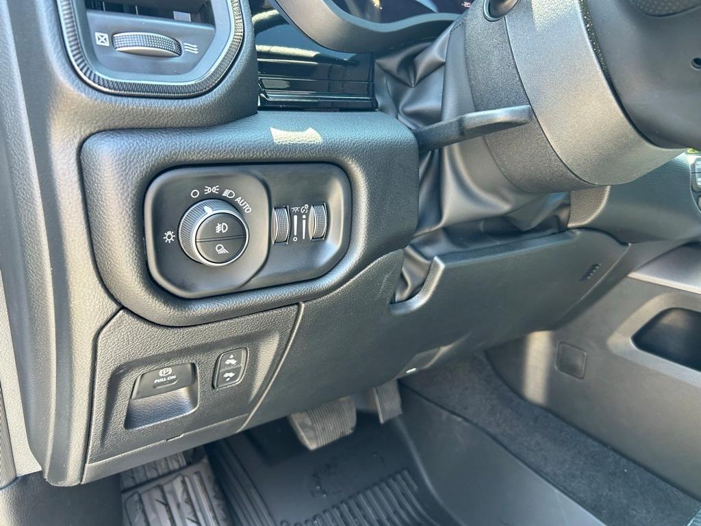new 2025 Ram 1500 car, priced at $63,789
