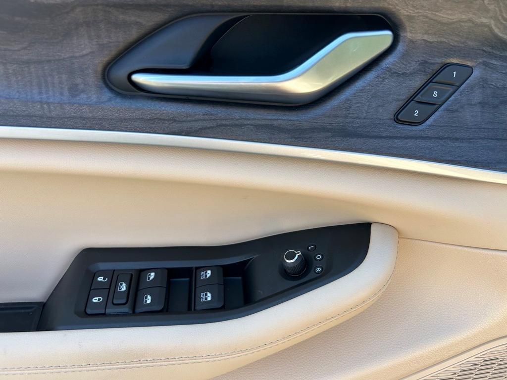new 2025 Jeep Grand Cherokee car, priced at $46,299