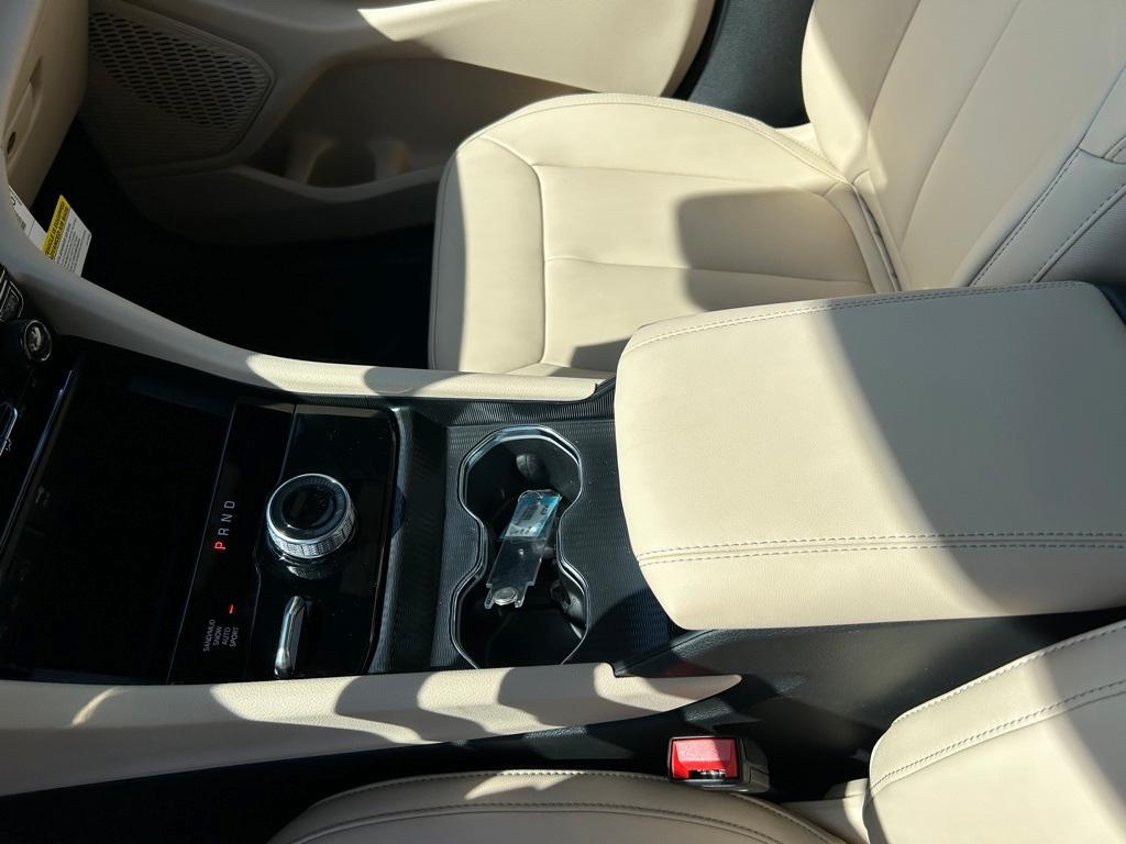 new 2025 Jeep Grand Cherokee car, priced at $46,299