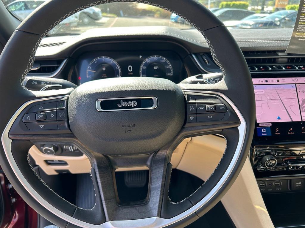 new 2025 Jeep Grand Cherokee car, priced at $46,299