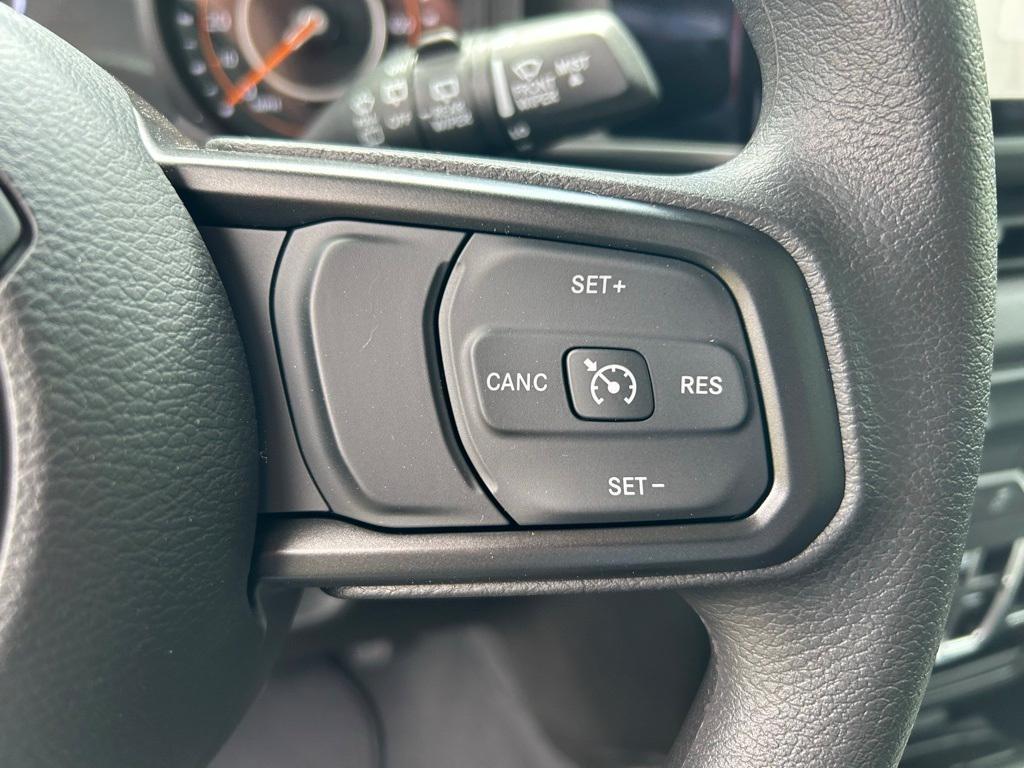 new 2025 Jeep Wrangler car, priced at $41,649