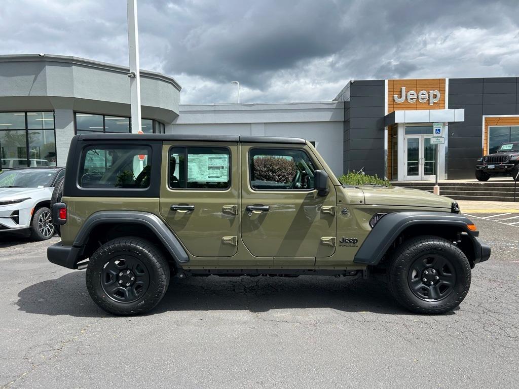 new 2025 Jeep Wrangler car, priced at $41,649