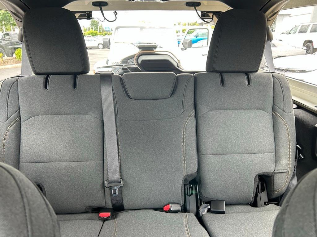 new 2025 Jeep Wrangler car, priced at $41,649