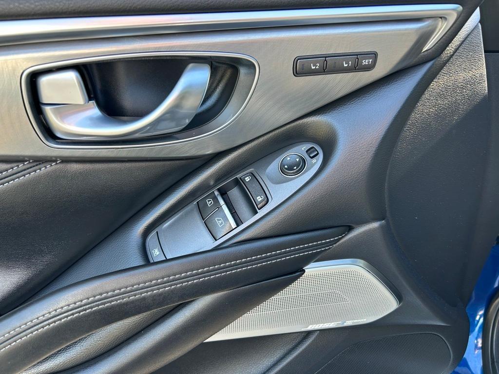used 2017 INFINITI Q60 car, priced at $19,370