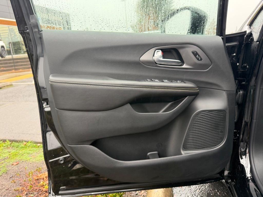 new 2026 Chrysler Pacifica car, priced at $42,560