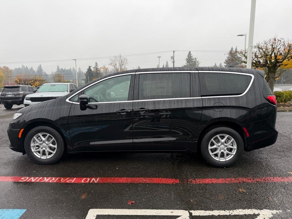 new 2026 Chrysler Pacifica car, priced at $42,560