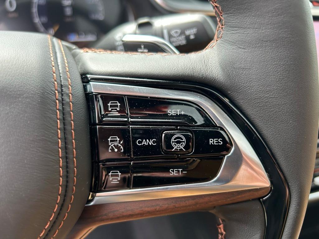 new 2025 Jeep Grand Cherokee car, priced at $60,364