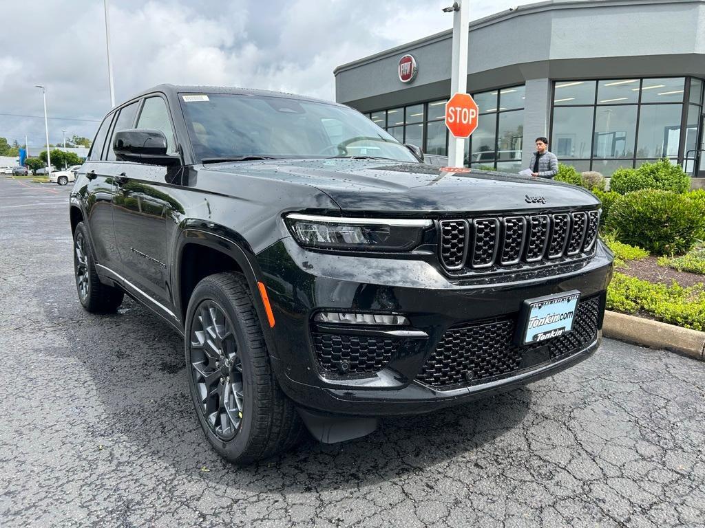 new 2025 Jeep Grand Cherokee car, priced at $60,364